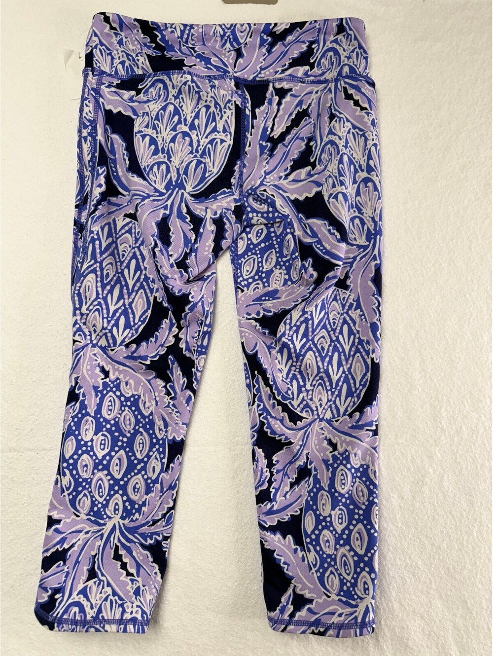 Lilly Pulitzer Athletic Women's Medium Purple and Blue Printed Capri Leggings